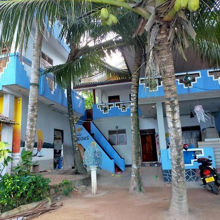 Chandi Gaya Beach Guesthouse Tangalle Ngoại thất bức ảnh